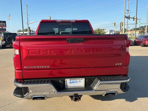 Used 2019 Chevrolet Silverado 1500 LTZ w/ LTZ Plus Package AWD/4WD image 18