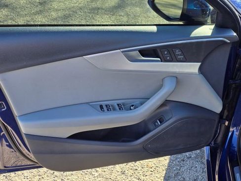 Used 2018 Audi A4 2.0T Premium w/ Convenience Package image 10