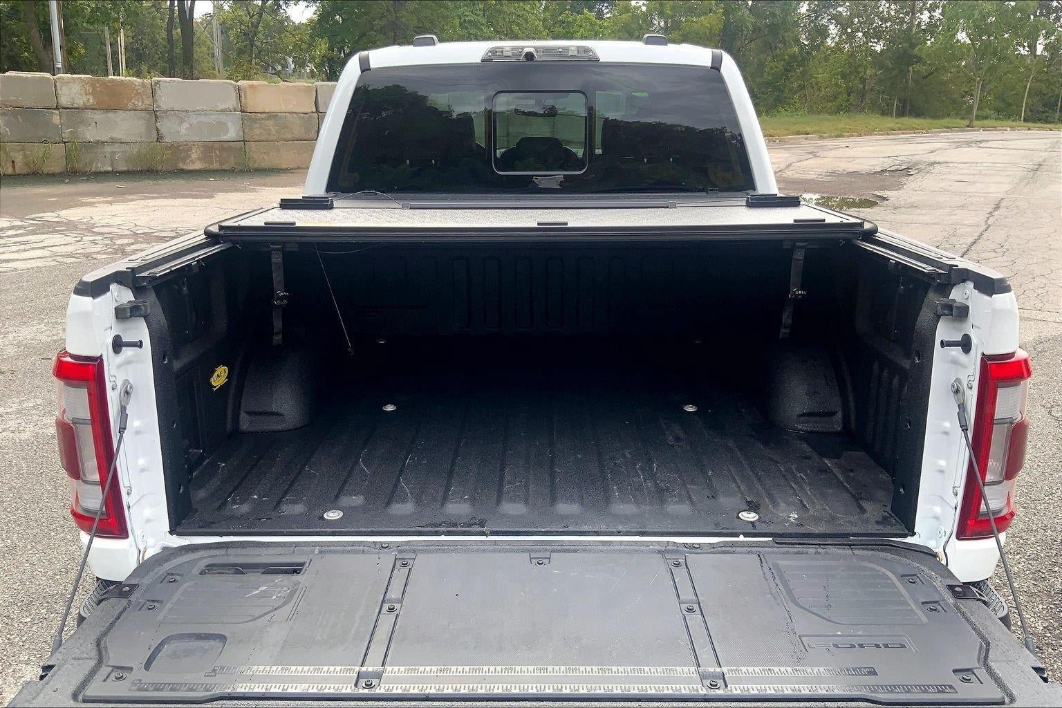 Used 2023 Ford F150 Raptor w/ Equipment Group 802A Raptor R AWD/4WD image 4