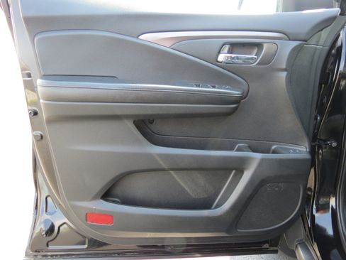 Used 2016 Honda Pilot EX-L image 30