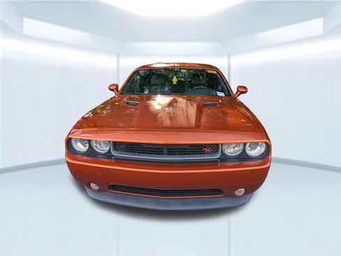 Used 2011 Dodge Challenger R/T RWD image 5