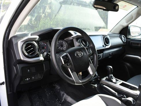 Certified 2022 Toyota Tacoma SR5 image 14