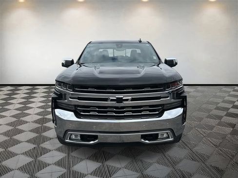 Used 2020 Chevrolet Silverado 1500 LTZ w/ LTZ Plus Package AWD/4WD image 2