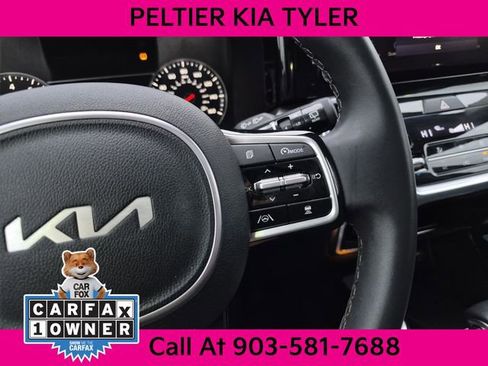 Certified 2022 Kia Sorento SX image 37