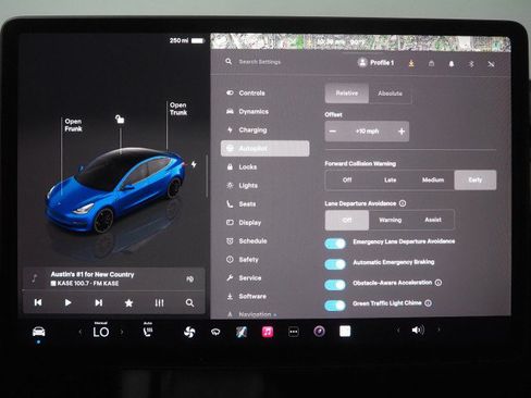 Used 2023 Tesla Model 3 Performance AWD/4WD image 29