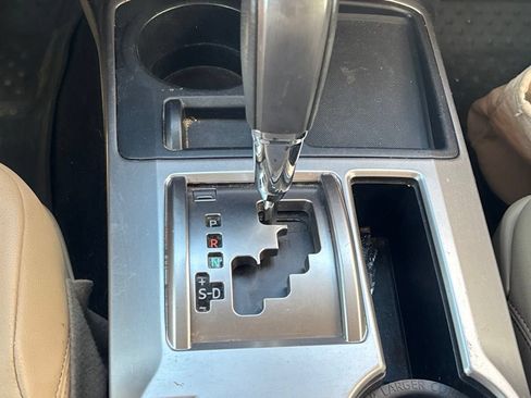 Used 2023 Toyota 4Runner SR5 Premium w/ Moonroof Package RWD image 15