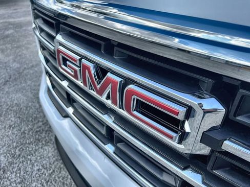 Certified 2025 GMC Acadia Elevation image 30