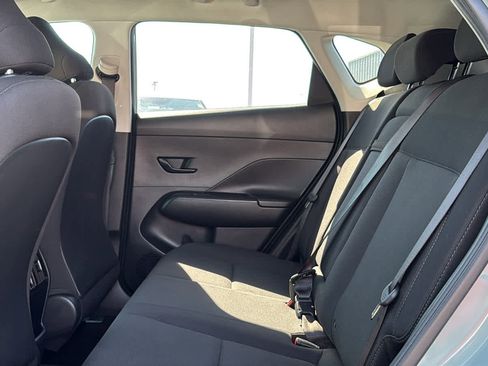 Used 2024 Hyundai Kona SEL AWD/4WD image 24