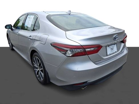Used 2023 Toyota Camry XLE FWD image 4