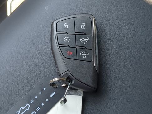 New 2026 GMC Sierra EV Elevation w/ Premium Package image 39