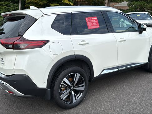 Certified 2023 Nissan Rogue Platinum AWD/4WD image 28