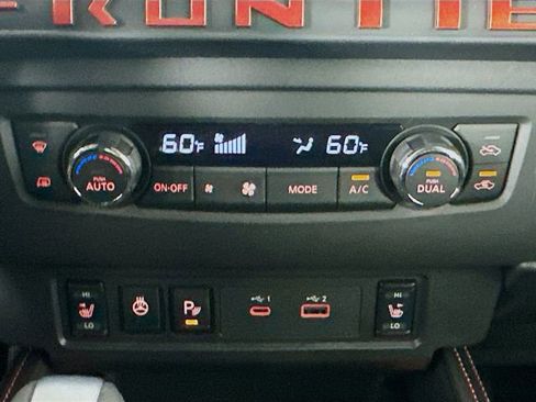 New 2025 Nissan Frontier PRO-4X w/ Pro Convenience Package image 15