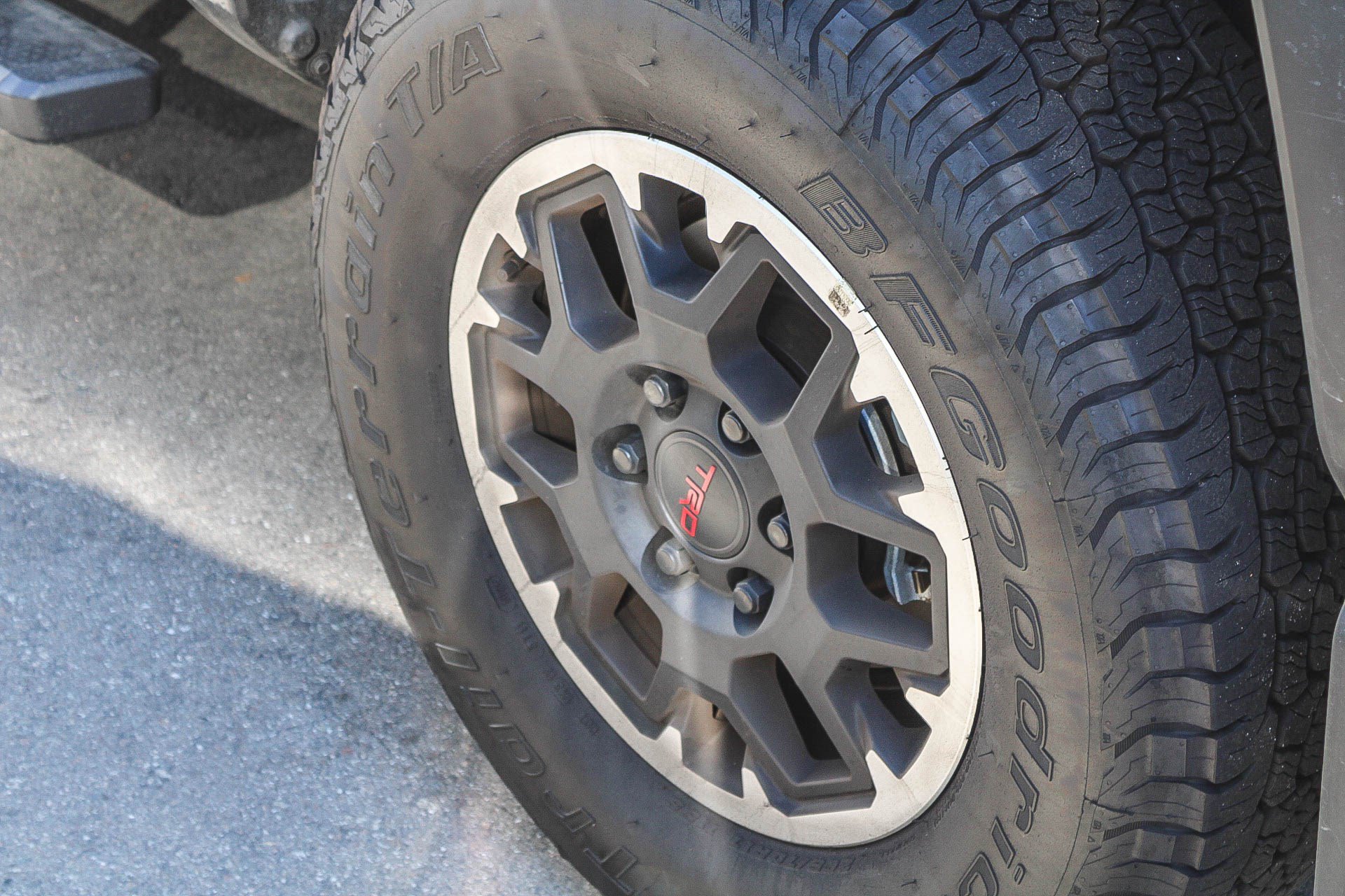 Certified 2026 Toyota Tacoma TRD Off-Road w/ TRD Off Road Upgrade Package AWD/4WD image 11