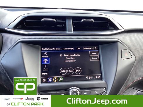 Used 2023 Chevrolet TrailBlazer RS image 11