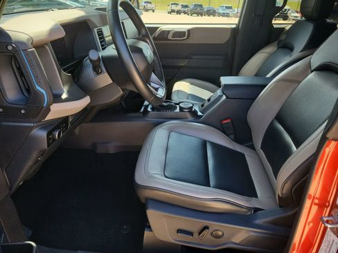Used 2024 Ford Bronco Wildtrak AWD/4WD image 20