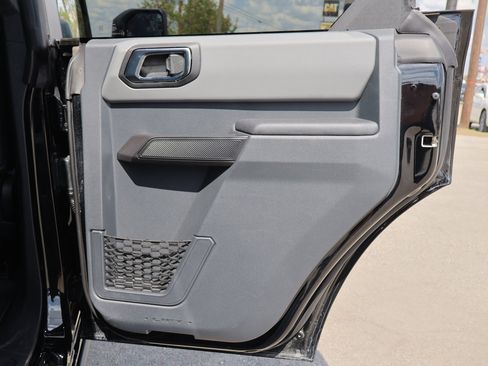 Certified 2024 Ford Bronco Black Diamond image 34