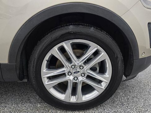 Used 2017 Ford Explorer Limited w/ Equipment Group 301A FWD image 35