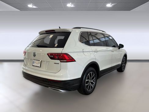 Used 2019 Volkswagen Tiguan SE w/ Panoramic Sunroof Package AWD/4WD image 9