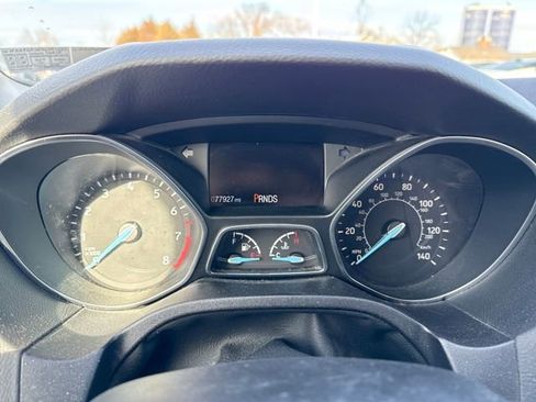 Used 2015 Ford Focus SE w/ SE Sport Package image 16