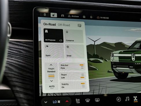 Used 2022 Rivian R1T Adventure image 25