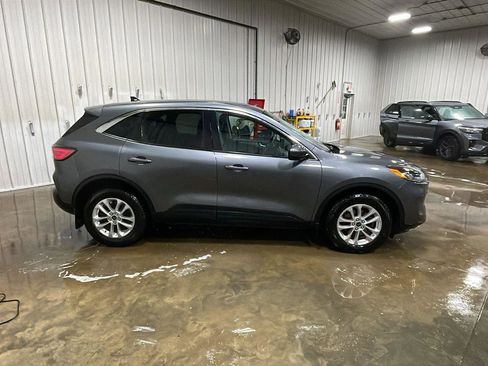 Certified 2021 Ford Escape SE w/ Cold Weather Package image 4