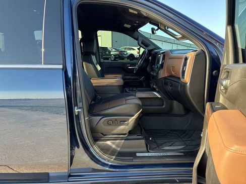 Used 2022 Chevrolet Silverado 2500 High Country image 26