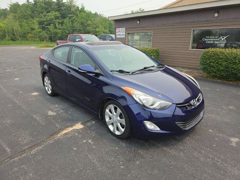 Used 2013 Hyundai Elantra Limited FWD image 4