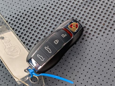 Certified 2024 Porsche 718 Boxster Spyder RS RWD image 37