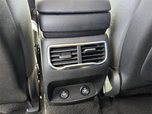 Certified 2022 Hyundai Santa Fe SEL w/ Convenience Package image 16