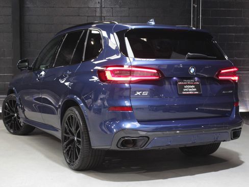Used 2022 BMW X5 xDrive40i w/ M Sport Package AWD/4WD image 9