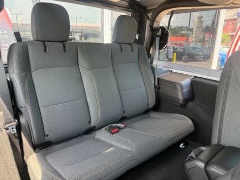 Used 2026 Jeep Wrangler Sport AWD/4WD image 22
