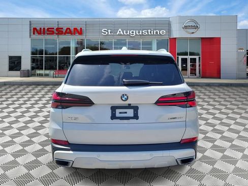 Used 2026 BMW X5 xDrive40i AWD/4WD image 3