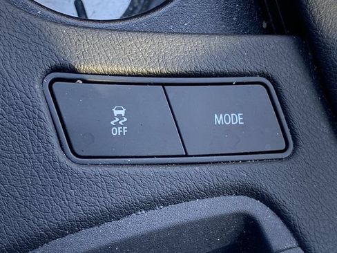 Used 2024 Cadillac XT5 Sportv w/ Technology Package AWD/4WD image 26