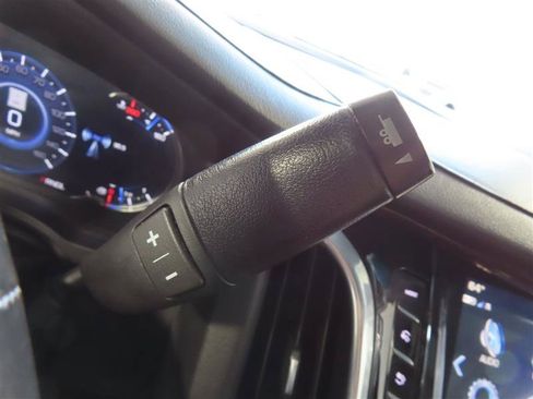 Used 2020 Cadillac Escalade Premium Luxury AWD/4WD image 25