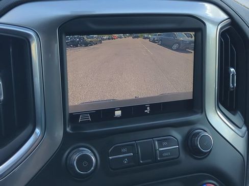 Used 2019 Chevrolet Silverado 1500 LT Trail Boss AWD/4WD image 18