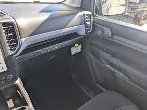 New 2025 Ford Ranger XL image 18