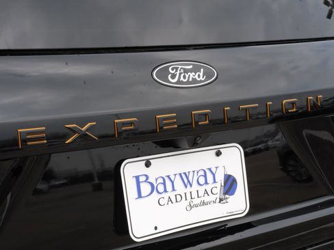 Used 2025 Ford Expedition Tremor image 22