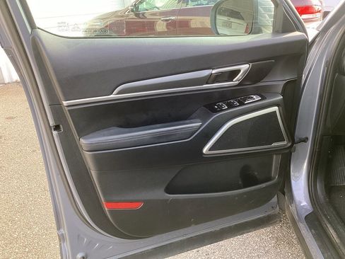 Used 2021 Kia Telluride LX image 10