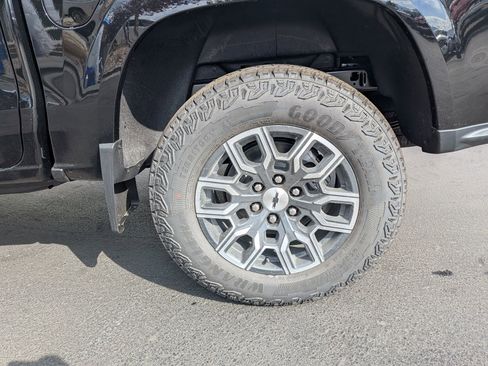 New 2026 Chevrolet Colorado Z71 w/ Technology Package image 18