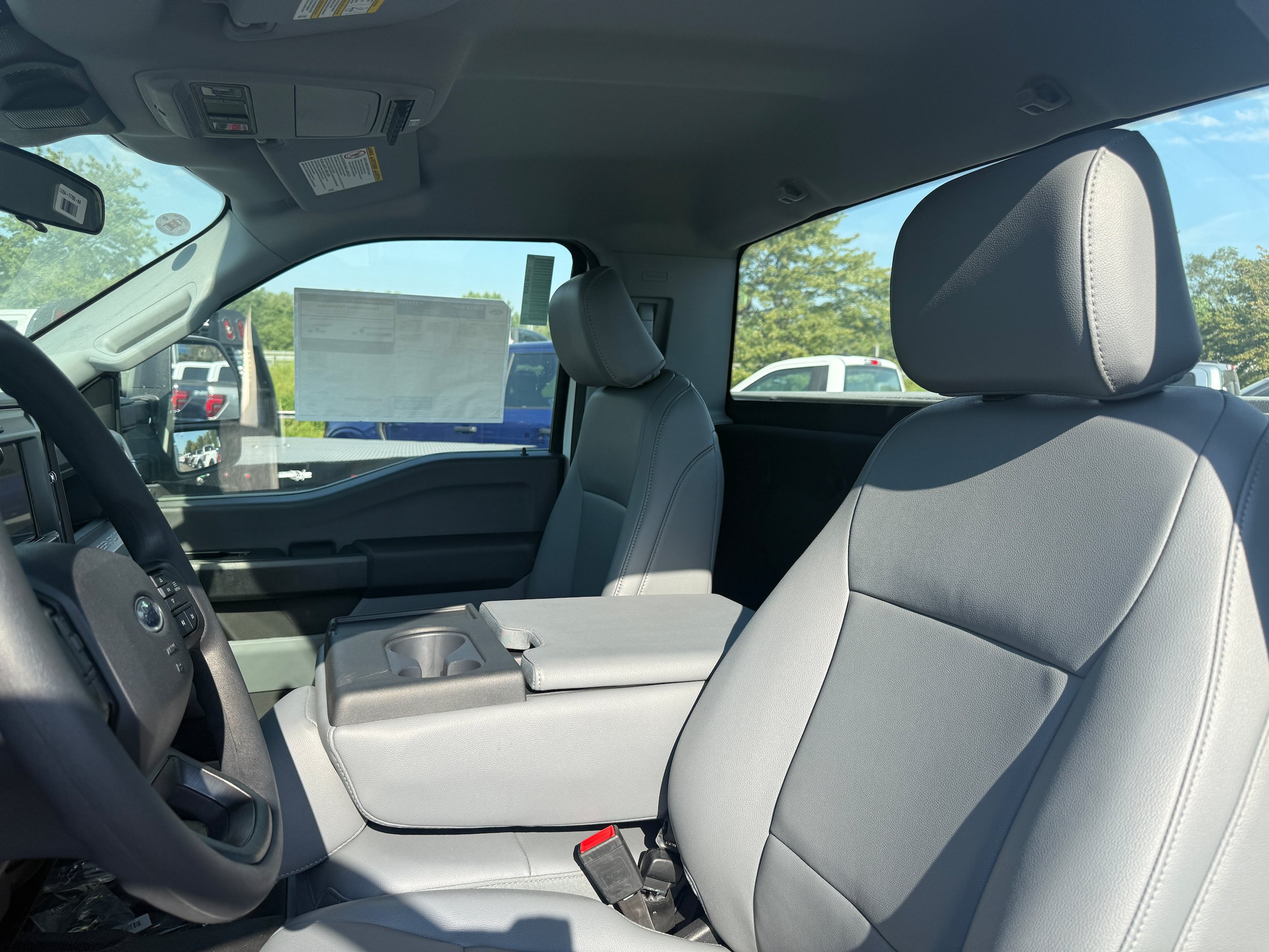 New 2025 Ford F350 XL w/ XL Chrome Package AWD/4WD image 2