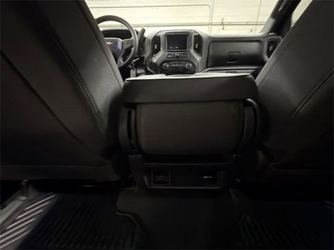 Certified 2021 Chevrolet Silverado 1500 Custom image 19