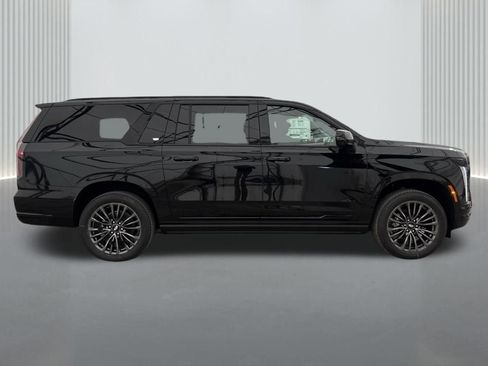 New 2025 Cadillac Escalade ESV Sport Platinum image 4
