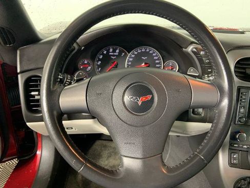 Used 2006 Chevrolet Corvette Coupe w/ Preferred Equipment Group RWD image 22