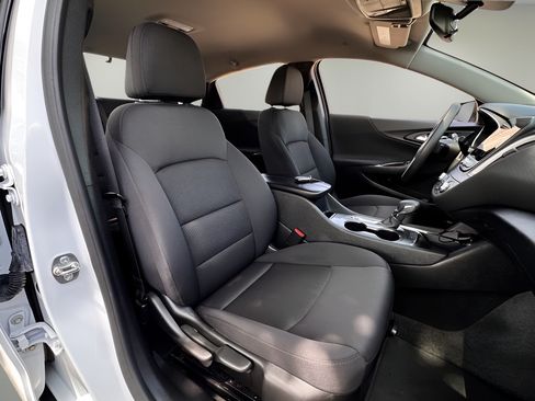 Used 2024 Chevrolet Malibu LT FWD image 19