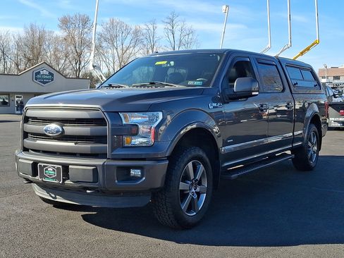 Used 2015 Ford F150 Lariat w/ Equipment Group 501A Mid image 4