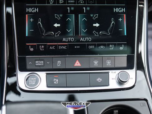 Used 2021 Audi Q8 Premium Plus w/ Premium Plus Package image 34