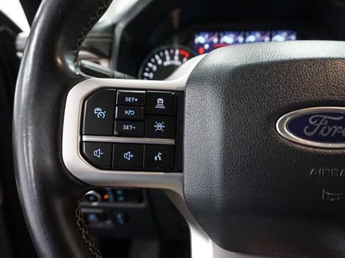 Used 2024 Ford Expedition Limited AWD/4WD image 23