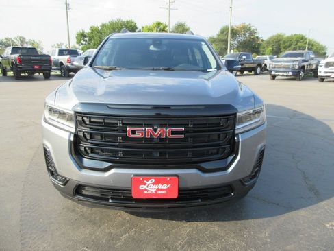 Certified 2022 GMC Acadia SLT w/ Elevation Edition FWD image 13