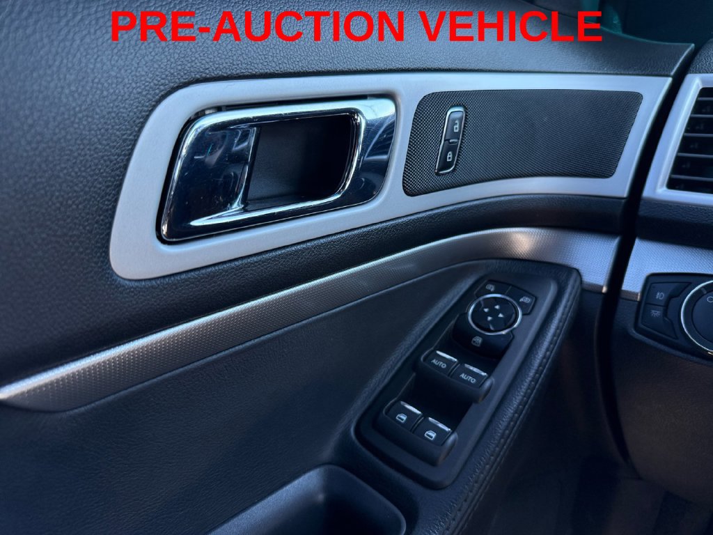 Used 2013 Ford Explorer XLT FWD image 27