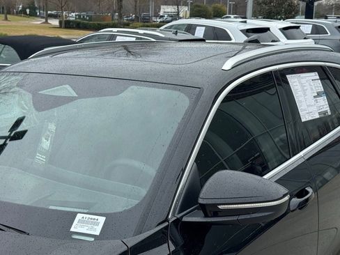 New 2025 Audi Q5 2.0T Premium image 10